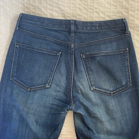 Gap High Rise Skinny Dark Wash Jean - Picture 5 of 7